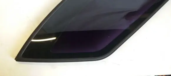 KIA Sorento Rear side window 43R000070