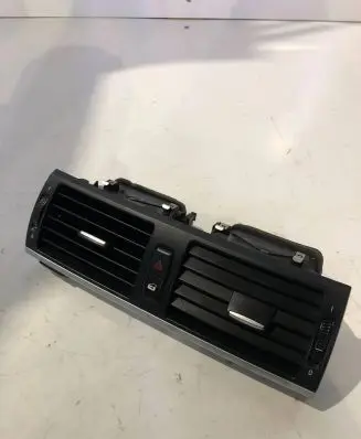 BMW X5 E70 Dash center air vent grill 6958654 7161802 7161801