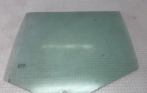 Jaguar X-Type Rear door window glass