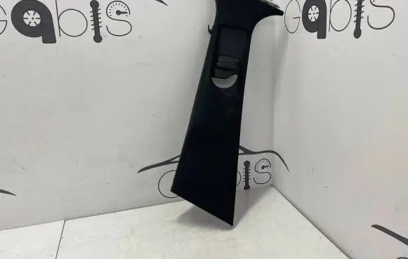 Mercedes-Benz E W213 (B) pillar trim (top) A2136900725 A2136903325