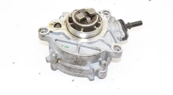 Opel Crossland X Vacuum pump 9812133880