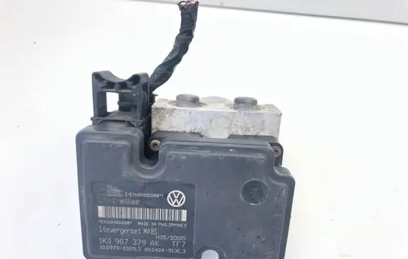 Skoda Octavia Mk2 (1Z) ABS Pump 1K0907379AK 1K0614117S