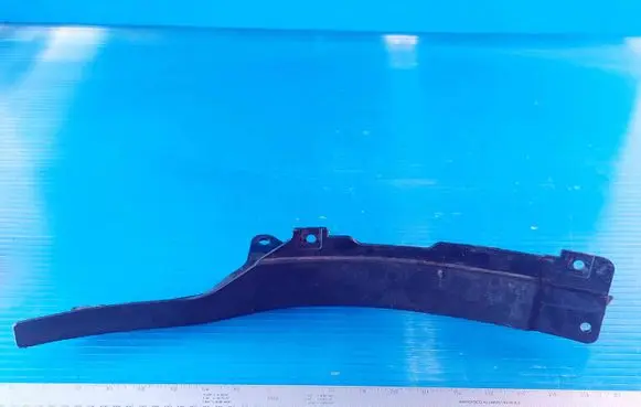 Audi Q7 4M Front mudguard 4M0853888C