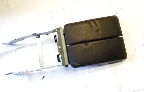 Land Rover Range Rover Evoque L551 Armrest 58d2045c74ge8pvj 58d2-045c74-ge8pvj