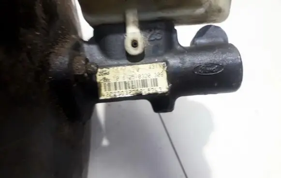 Ford Mondeo MK I Master brake cylinder 1061250320309 10.6125-0320.309
