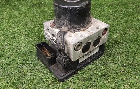 Ford Escape ABS Pump YL8T2C219AB