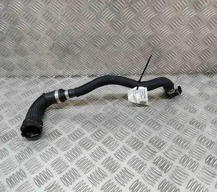 Peugeot 3008 III Engine coolant pipe/hose 9840946780