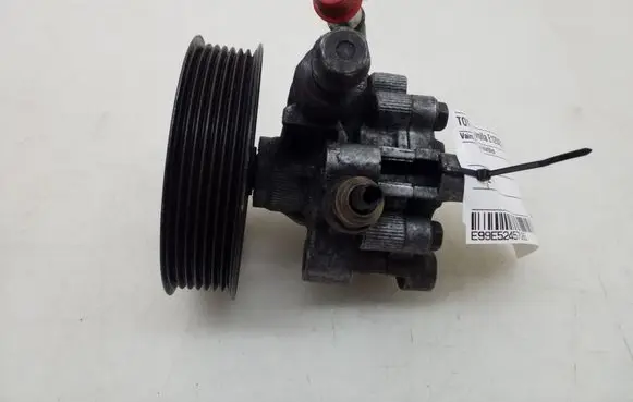 Toyota Corolla E120 E130 Power steering pump
