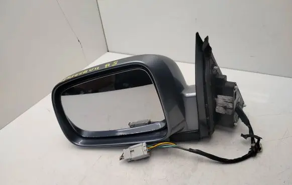 Honda CR-V Front door electric wing mirror 42R26
