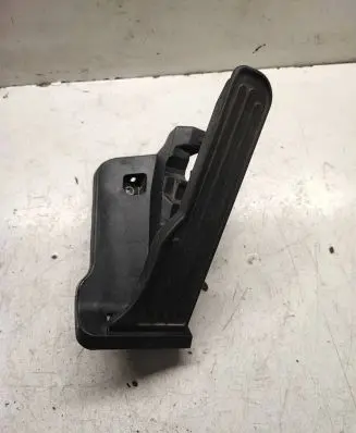 Chevrolet Camaro Accelerator throttle pedal 23390863 08K76110447