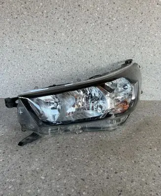 Toyota Hilux (AN120, AN130) Headlight/headlamp 811500KK60 923364000