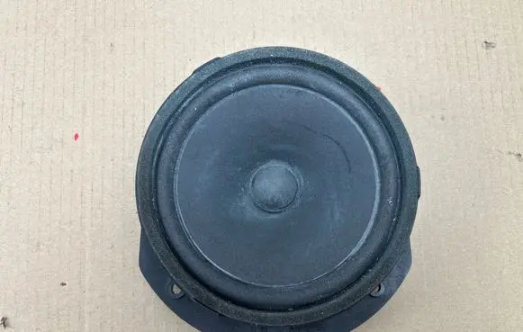 Tesla Model X Front door speaker 100483302A