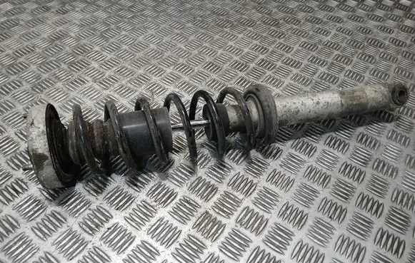 BMW 5 E60 E61 Rear shock absorber with coil spring 6766605 H5585MD