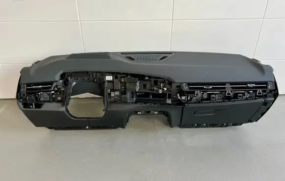 BMW X1 U11 Dashboard 5948481 9875244 6036728