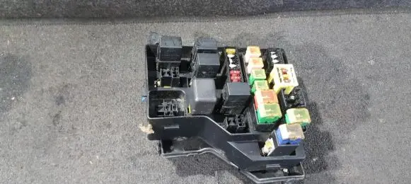 Mazda Premacy Fuse box set B11342 MD113566