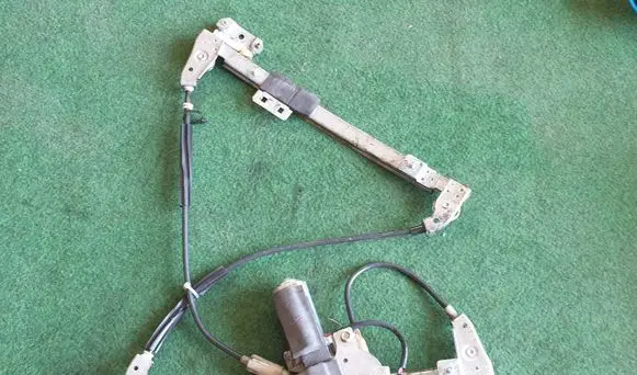 Fiat Barchetta Front door electric window regulator 467244740
