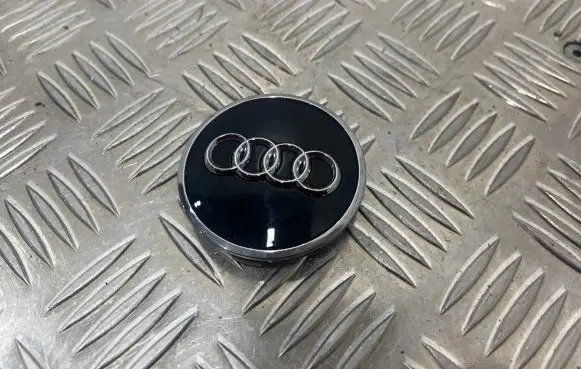 Audi A6 S6 C8 4K Original wheel cap 8W0601170A
