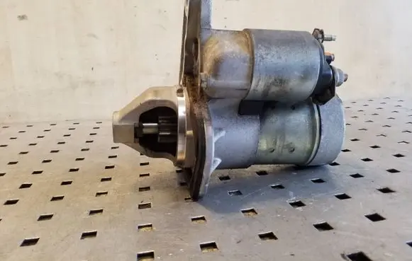Nissan Juke I F15 Starter motor 23300EN20E S114955A