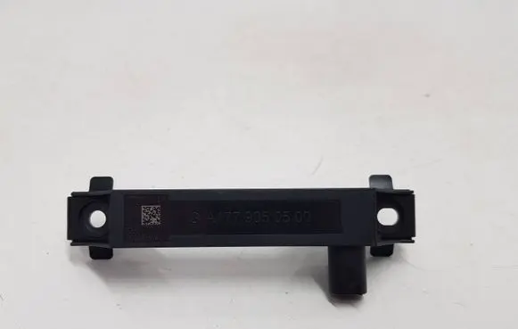 Mercedes-Benz B W247 Keyless system antenna A1779050500