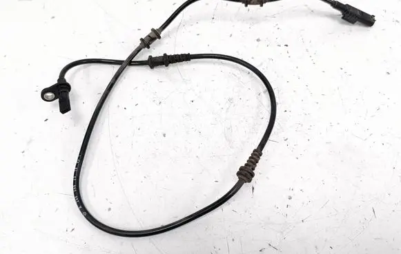 Mercedes-Benz CLA C117 X117 W117 ABS brake wheel speed sensor A2465402510 A0065426718
