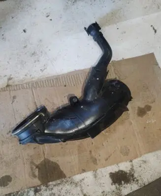 BMW X5 E70 Turbo air intake inlet pipe/hose 7807493 58650910
