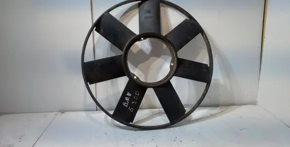 BMW 5 E39 Fan impeller 2243303