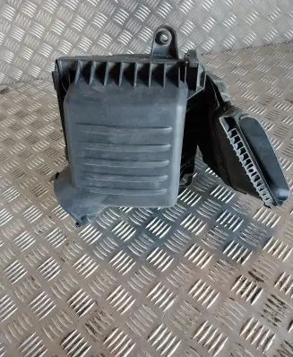 Jeep Grand Cherokee Air filter 22173A 99061134A 0112964A