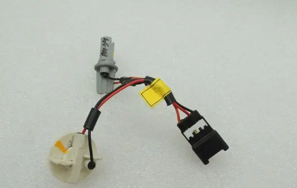 Hyundai Sonata Tail light bulb cover holder 924513K010