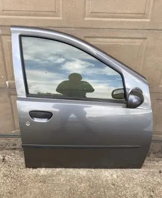 Fiat Punto (188) Front door