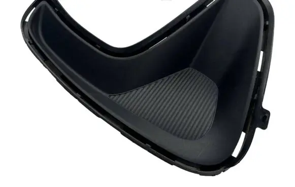Toyota Yaris Front bumper lower grill 52112K0010