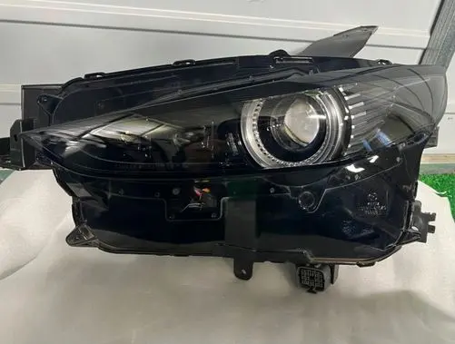 Mazda CX-30 Headlight/headlamp DFR767890