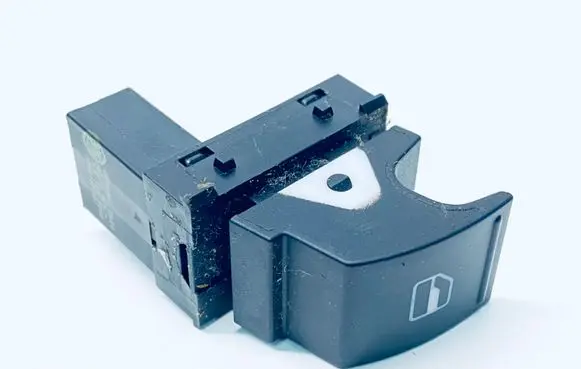 Volkswagen Jetta VI Electric window control switch 7L6959855B