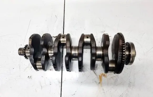 Volkswagen Golf IV Crankshaft 038105189B