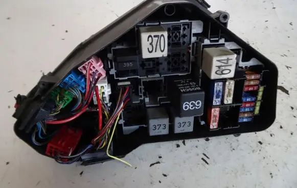 Audi Q7 4M Fuse module 7L0937503D