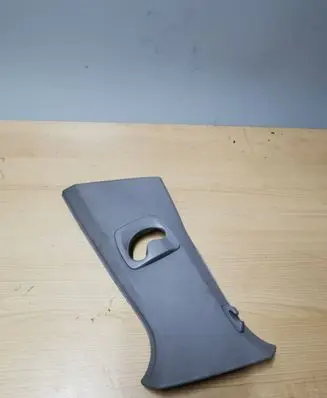 BMW 5 F10 F11 (B) pillar trim (top) 9116849