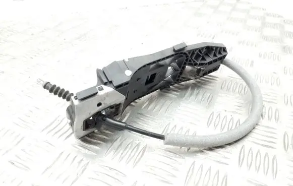 Skoda Yeti (5L) Front door exterior handle/bracket 5L0837885B