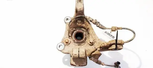 Opel Vectra C Front wheel hub 0272R
