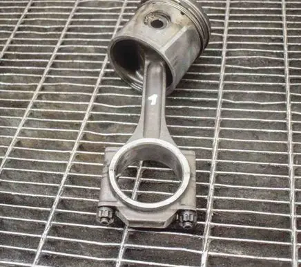 Land Rover Discovery Piston HRC2354 ERR2410
