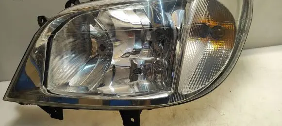 Mercedes-Benz Sprinter W901 W902 W903 W904 Headlight/headlamp A9018202461 15149500