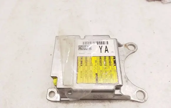 Toyota Prius (XW30) Airbag control unit/module 8917047100 1503002301