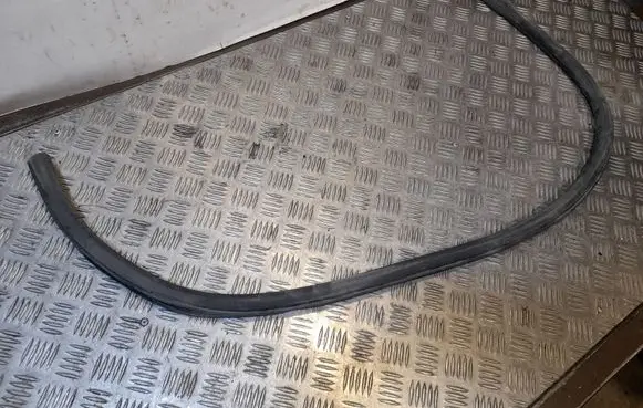 Audi A7 S7 4G Front door rubber seal 4G8831707A