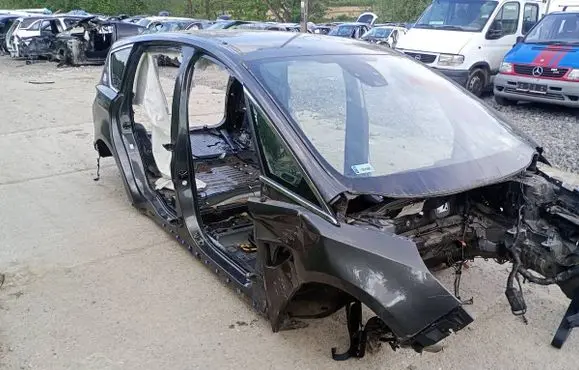 Ford S-MAX Front quarter panel 