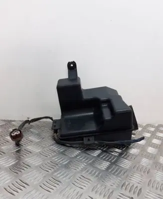 Intake resonator