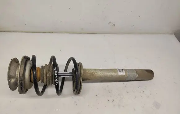 BMW 5 E39 Front shock absorber with coil spring 824904000115