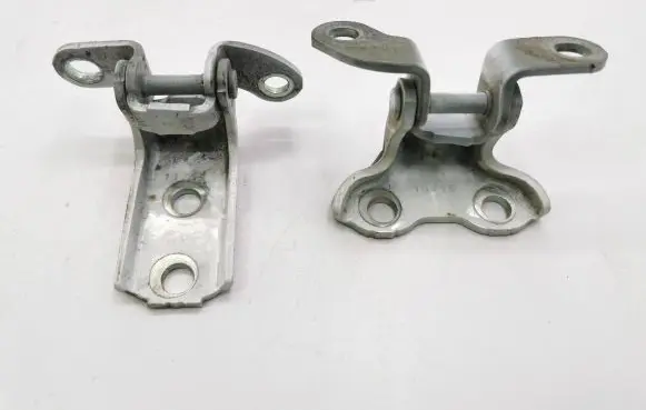Toyota Auris E180 Rear door hinge set 