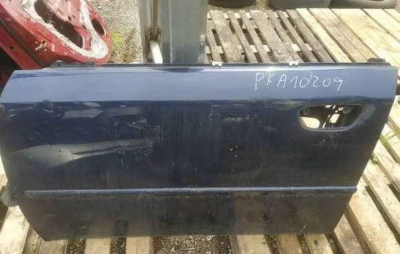 Subaru Legacy Front door melynos