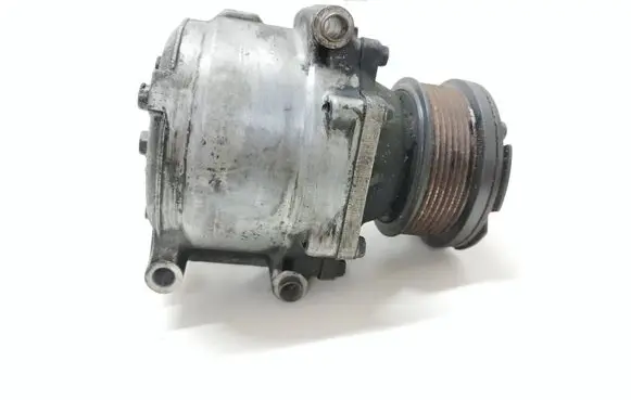 Land Rover Range Rover P38A Air conditioning (A/C) compressor (pump) 105F