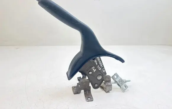Handbrake/parking brake lever assembly