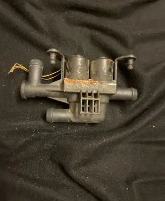 BMW 5 GT F07 Coolant heater control valve 9119164