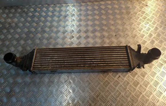 Mercedes-Benz C W204 Intercooler radiator A2045000200 6770176